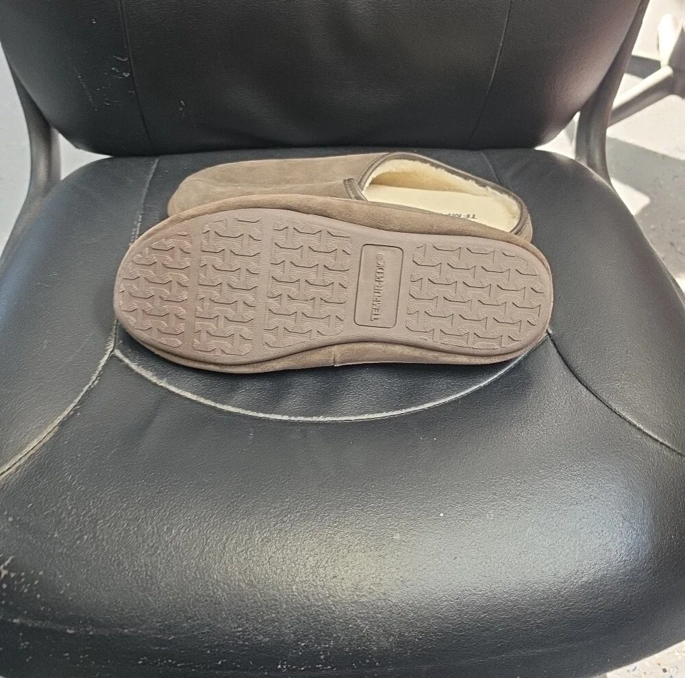 Men's Tempur Pedic Brown Suede Memory Foam Slip-On Slippers